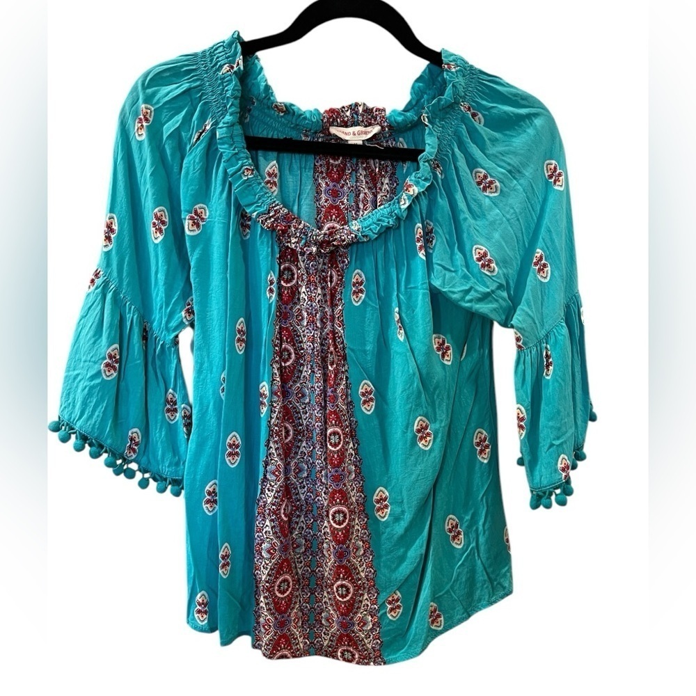 Grand and Greene Women’s Pom Pom Bell Sleeve Off Shoulder Green  Shirt Medium